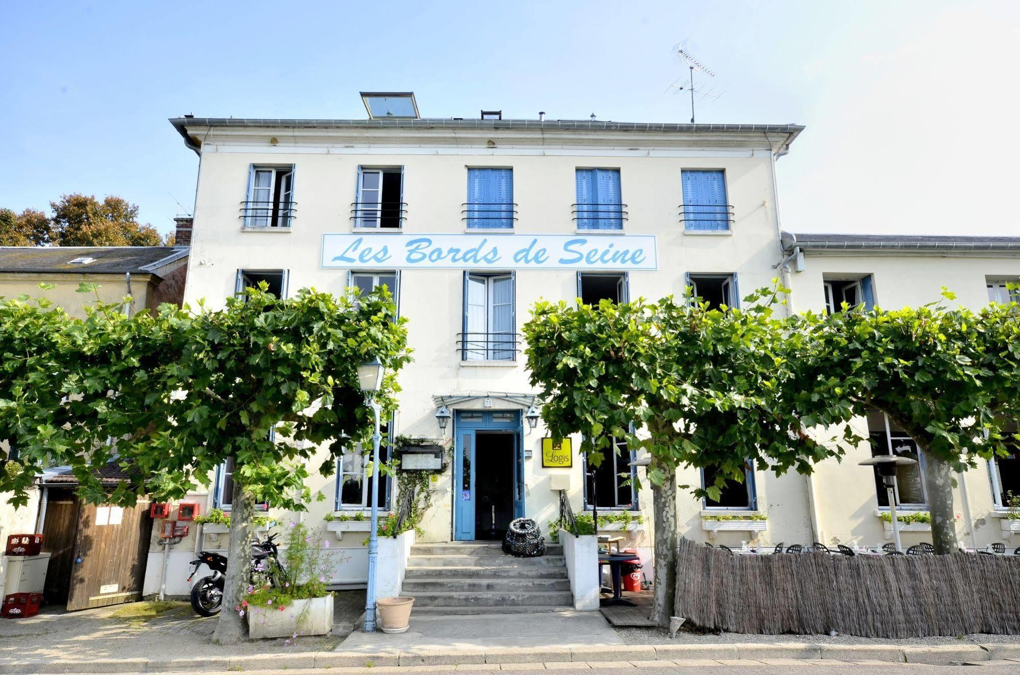Logis Hotel & Restaurant - Les Bords De Seine Ла Рош-Гийон Екстериор снимка